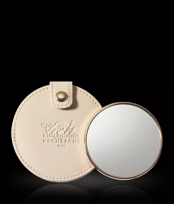 biologique-pocket-mirror-copy.webp