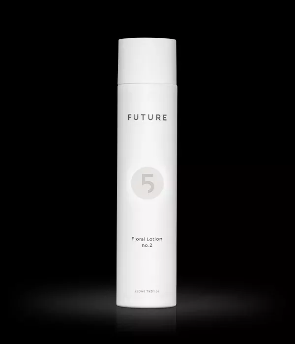 future-cosmetics-floral-lotion2.webp
